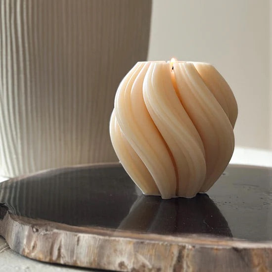 Swirl Scuptural Candle